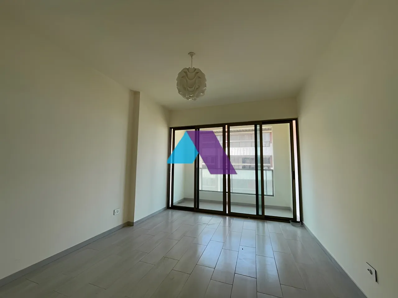 Apartment for Sale in Ain Al Mraiseh - 3 bed, 3 bath