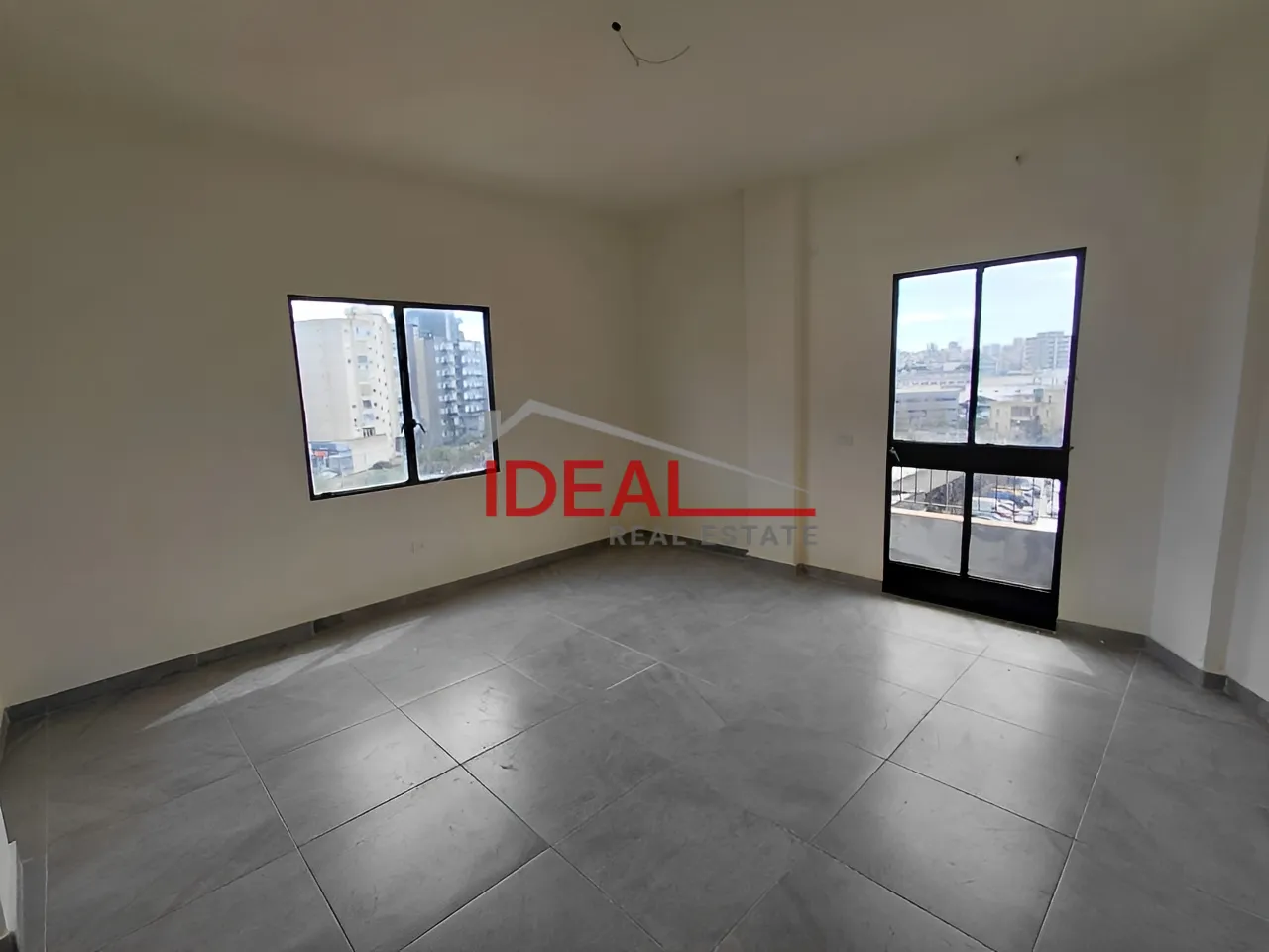 Office for rent in Baouchriyeh