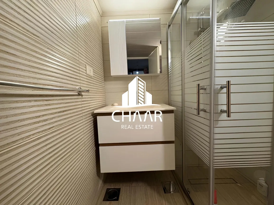 Apartment for sale in Sakiet El Janzeer, Bayrut, Lebanon