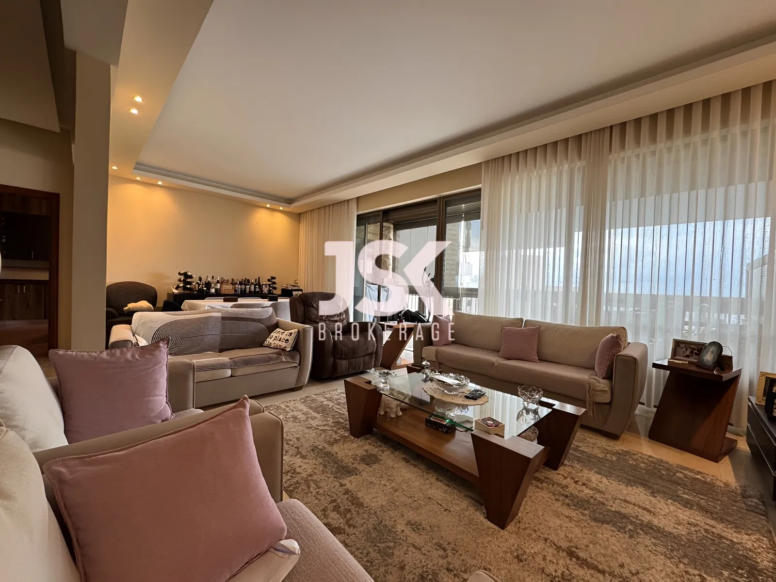 Apartment for Sale in Mansourieh - 3 bed, 4 bath