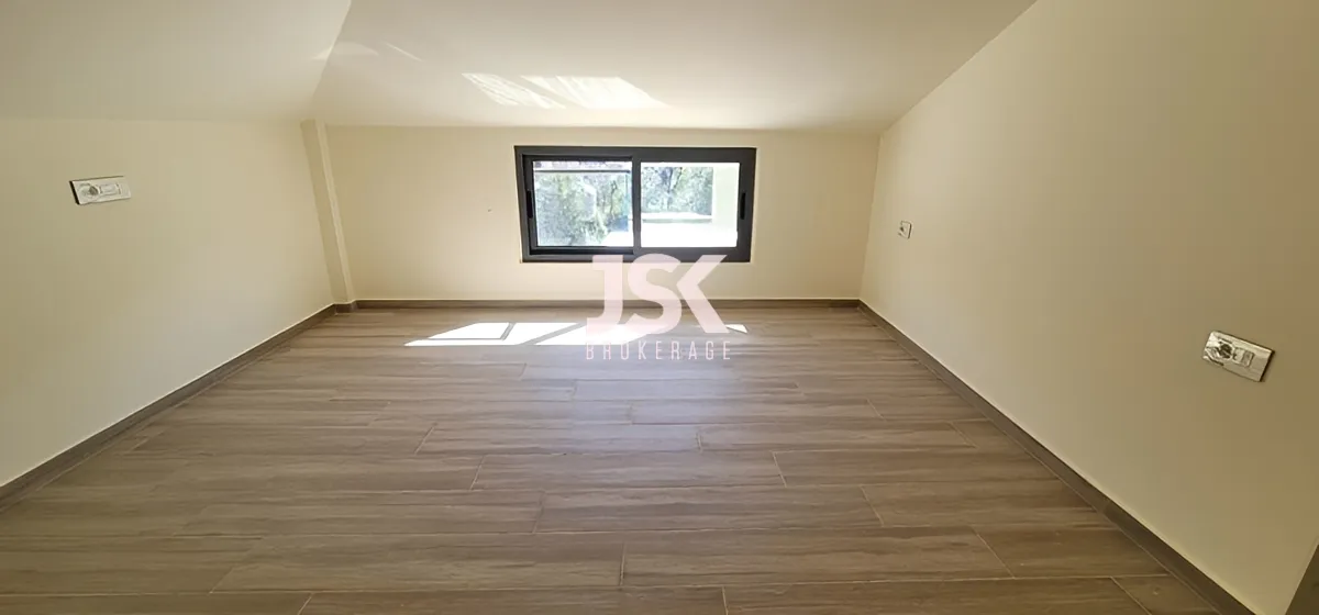 Apartment for Sale in Aachqout, Lebanon