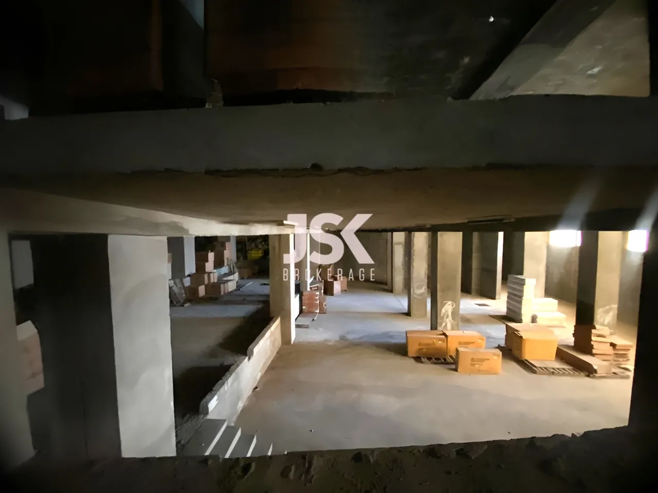Warehouse for Sale in Ramlet El Baida