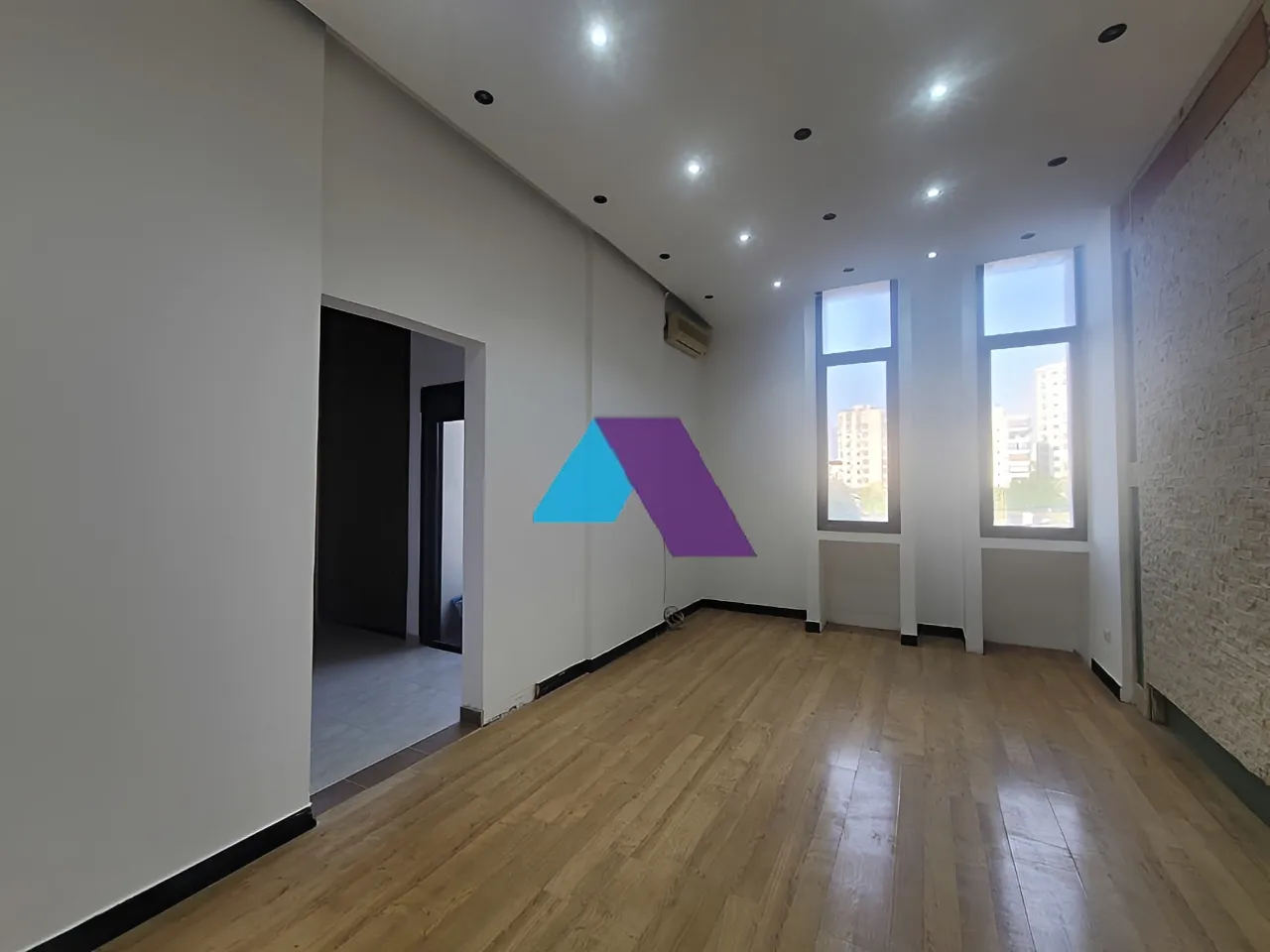 Apartment for Sale in Jdeideh - 3 bed, 2 bath