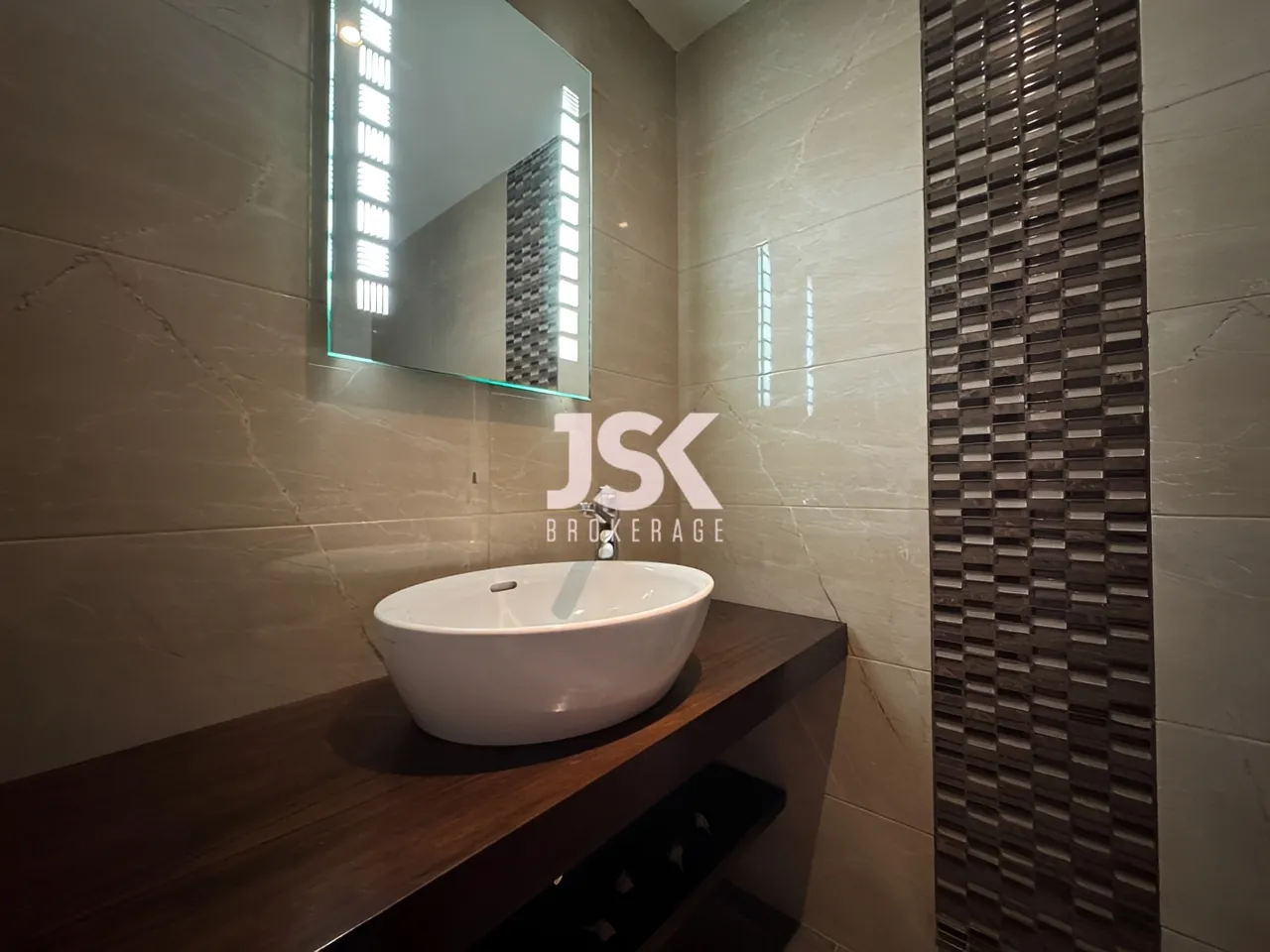 Apartment for Sale in Ain Saadeh