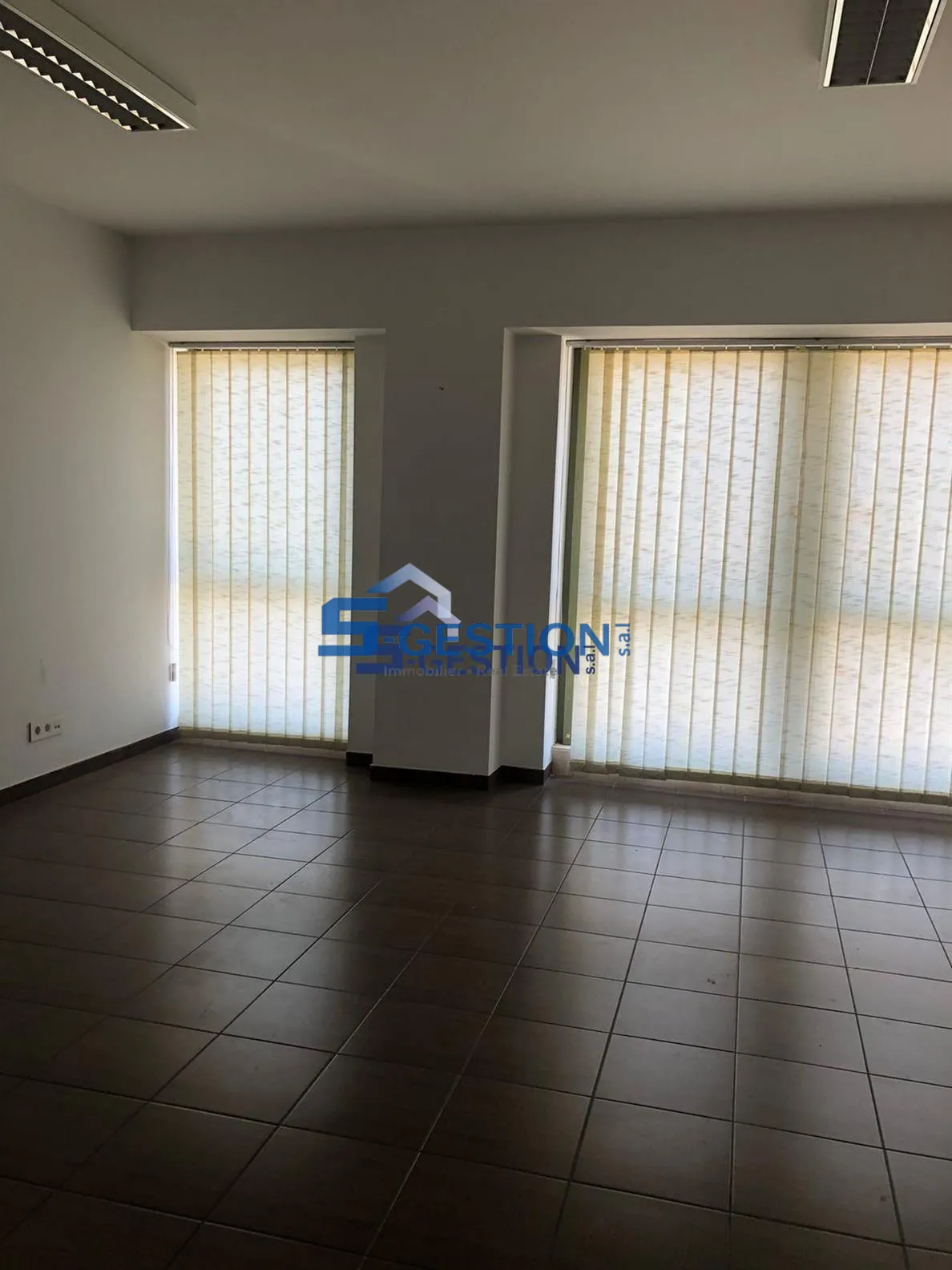 Office for Rent in Achrafieh