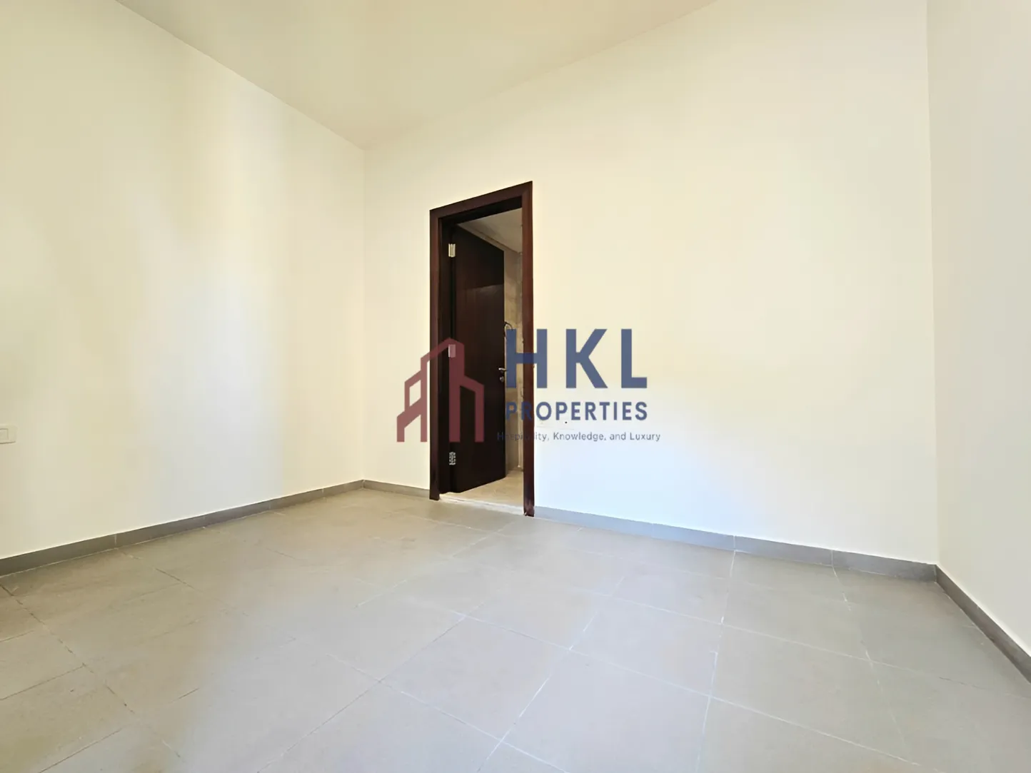 Apartment for sale in Hamra