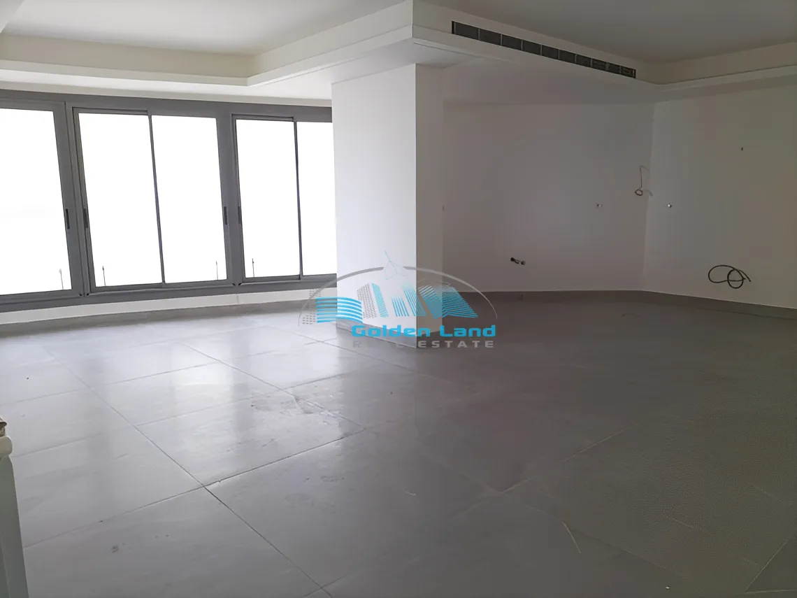 Apartment for Sale in Ramleh Al Bayda, Beirut, Lebanon