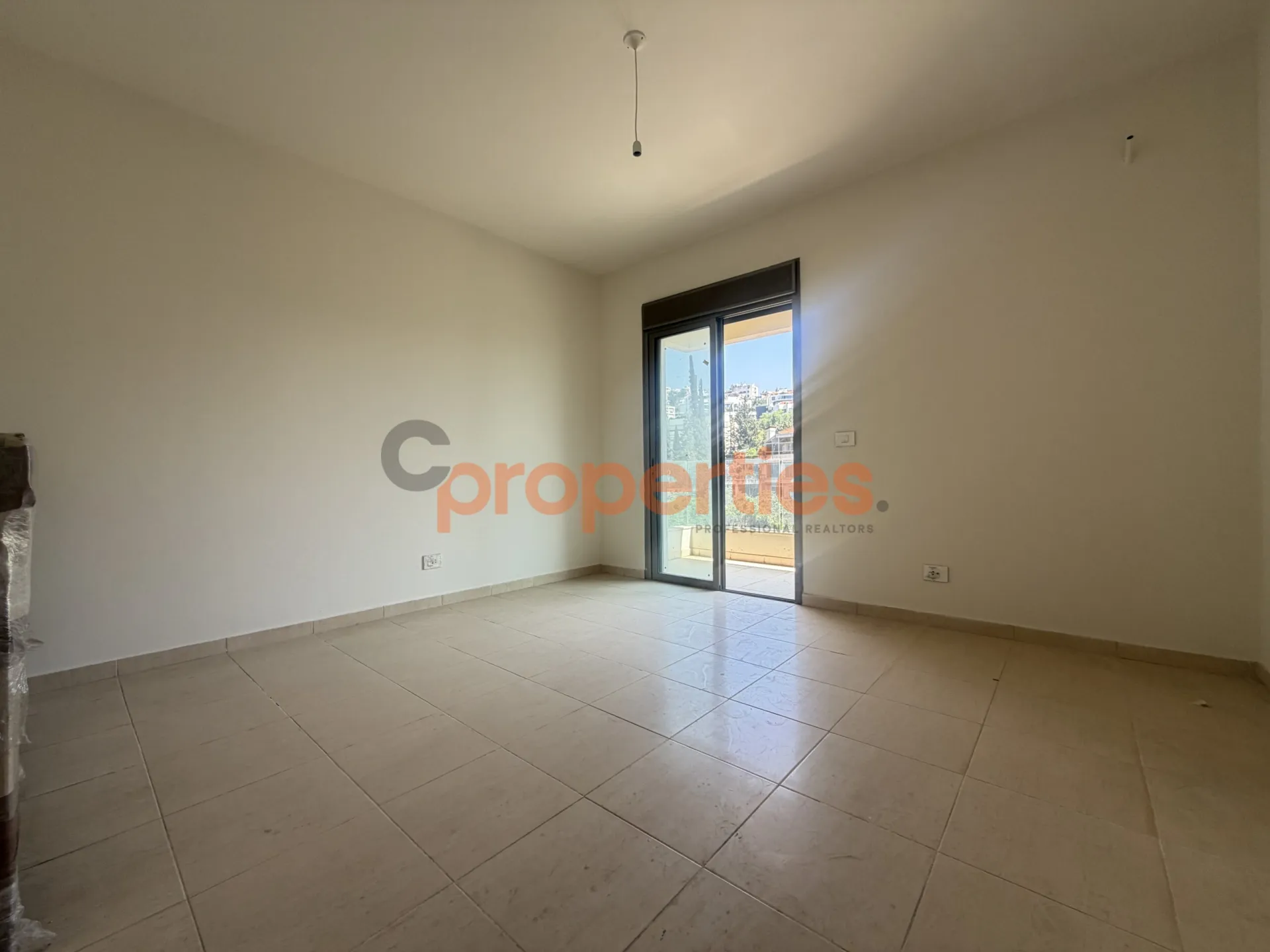 Apartment for Sale in Mtaileb