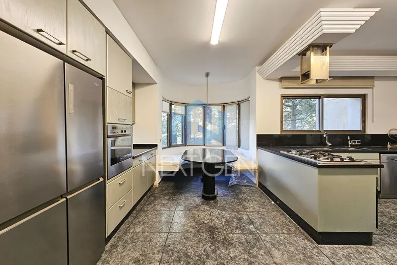 Apartment for Sale in Achrafieh
