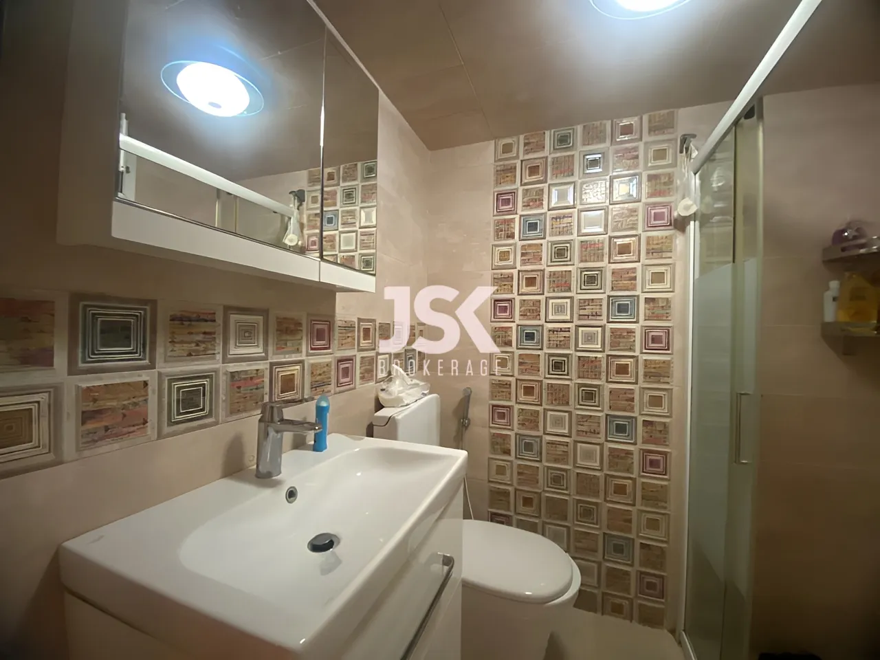 Apartment for Sale in Mar Elias, Beirut