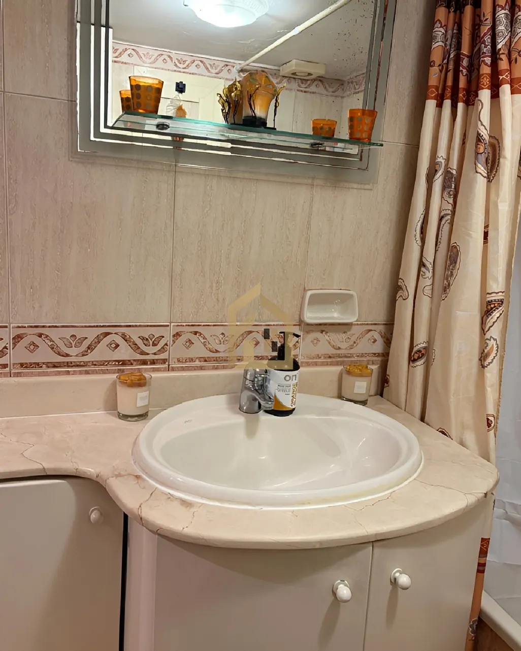 Apartment for sale in Tariq El Jdideh, Beirut, Lebanon