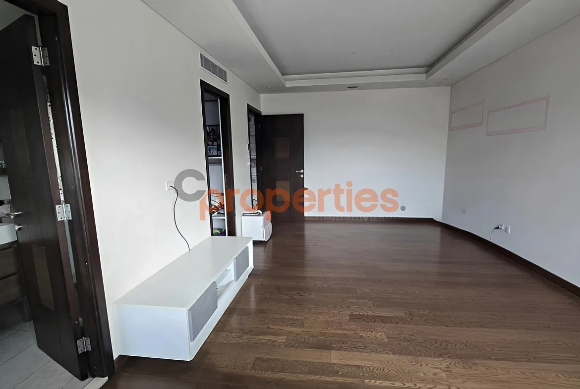 Apartment for Rent in Forn El Chebbak