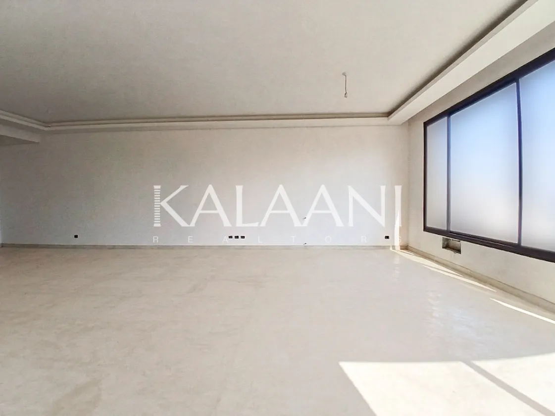 Apartment for sale in Hazmieh, Lebanon - 3 bed, 5 bath