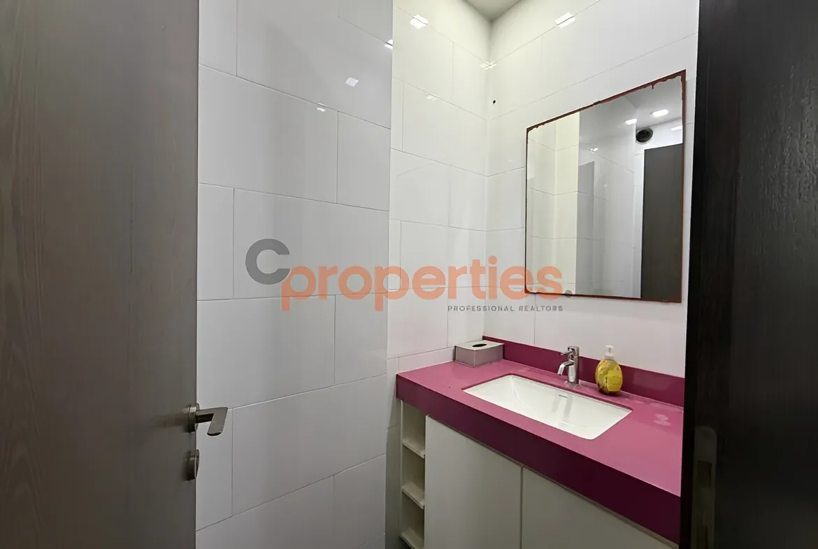 Office for Rent in Achrafieh