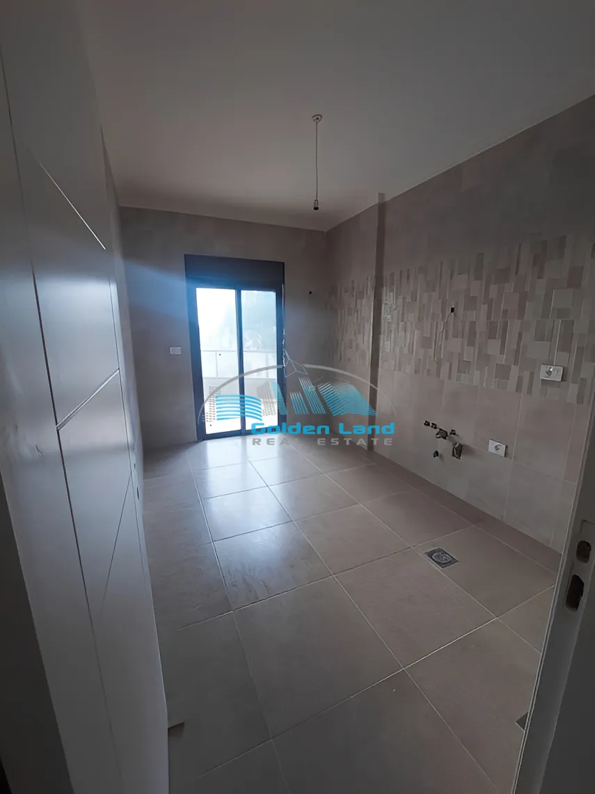 Apartment for Sale in Mazraat Yachoua, Lebanon