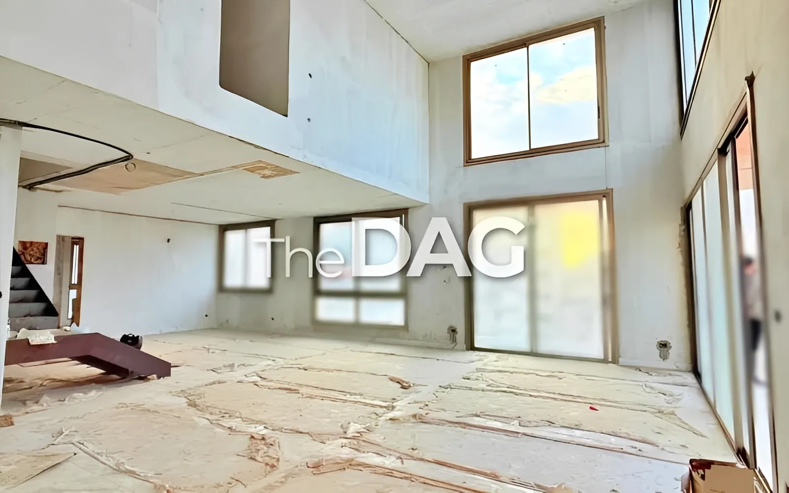 Duplex for Sale in Badaro, Beirut, Lebanon - 4 bed, 2 bath