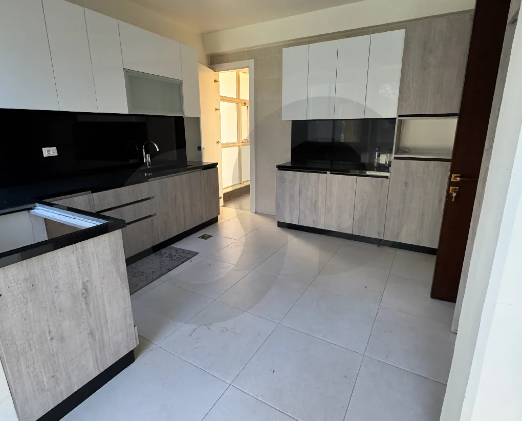 Apartment for Sale in Ras Al Naba'a