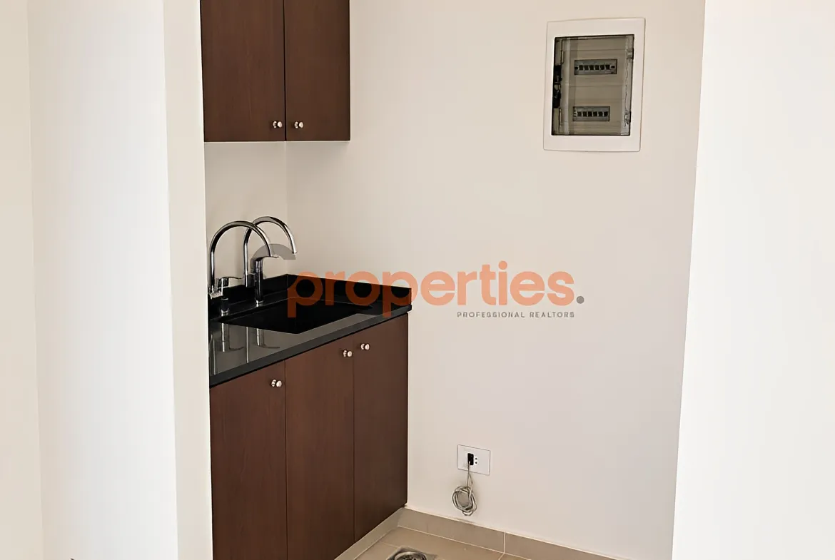 Office for Sale in Jounieh
