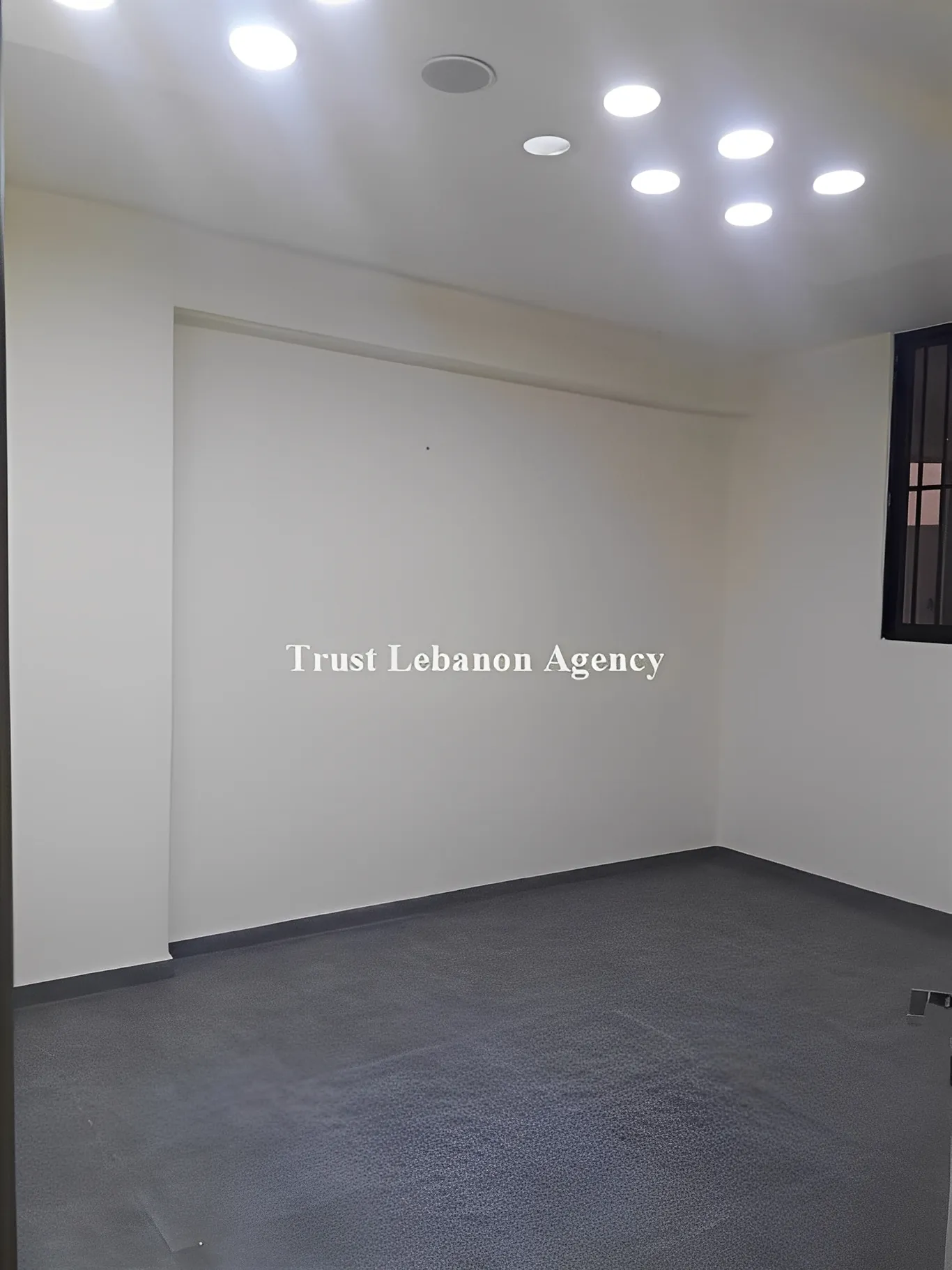 Office for rent in Metn, Mansourieh
