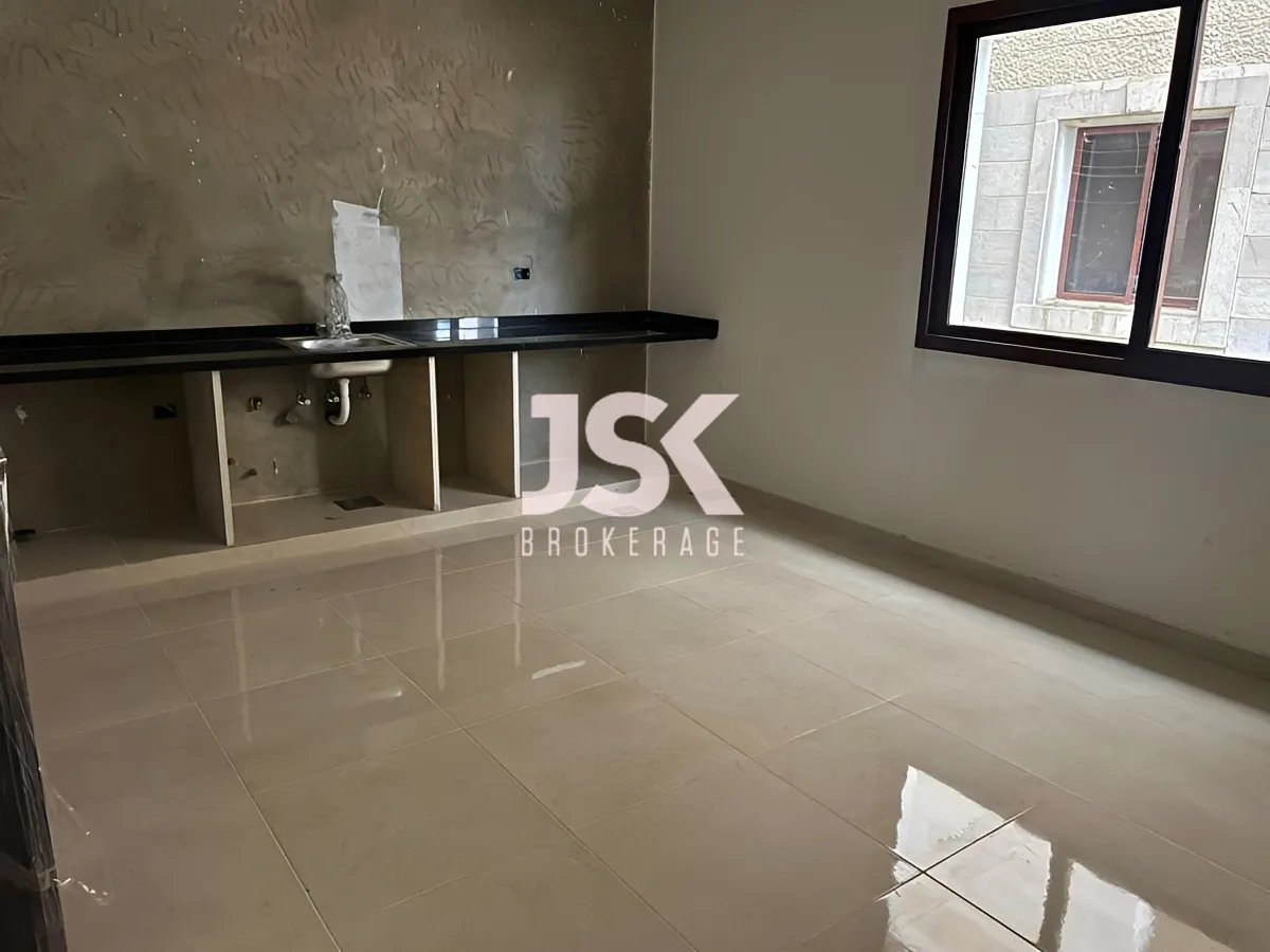 Apartment for Sale in Aley, Lebanon - 3 bed, 4 bath