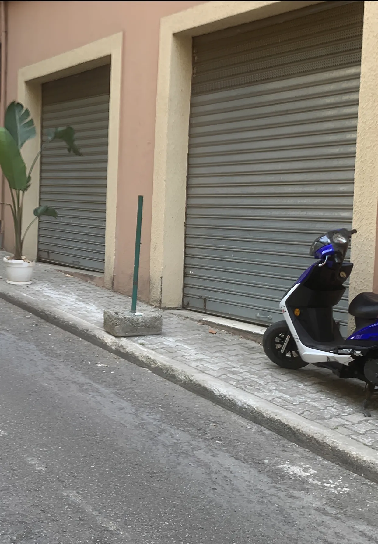 Warehouse for sale in Achrafieh