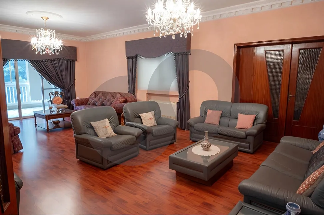 Apartment for Sale in Msaytbeh