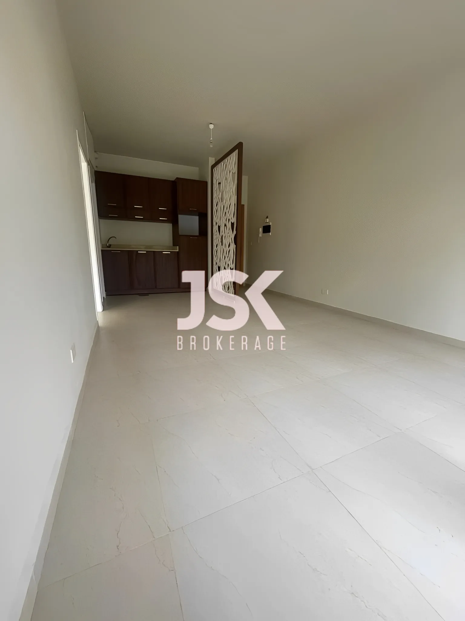 Office for rent in Fatqa