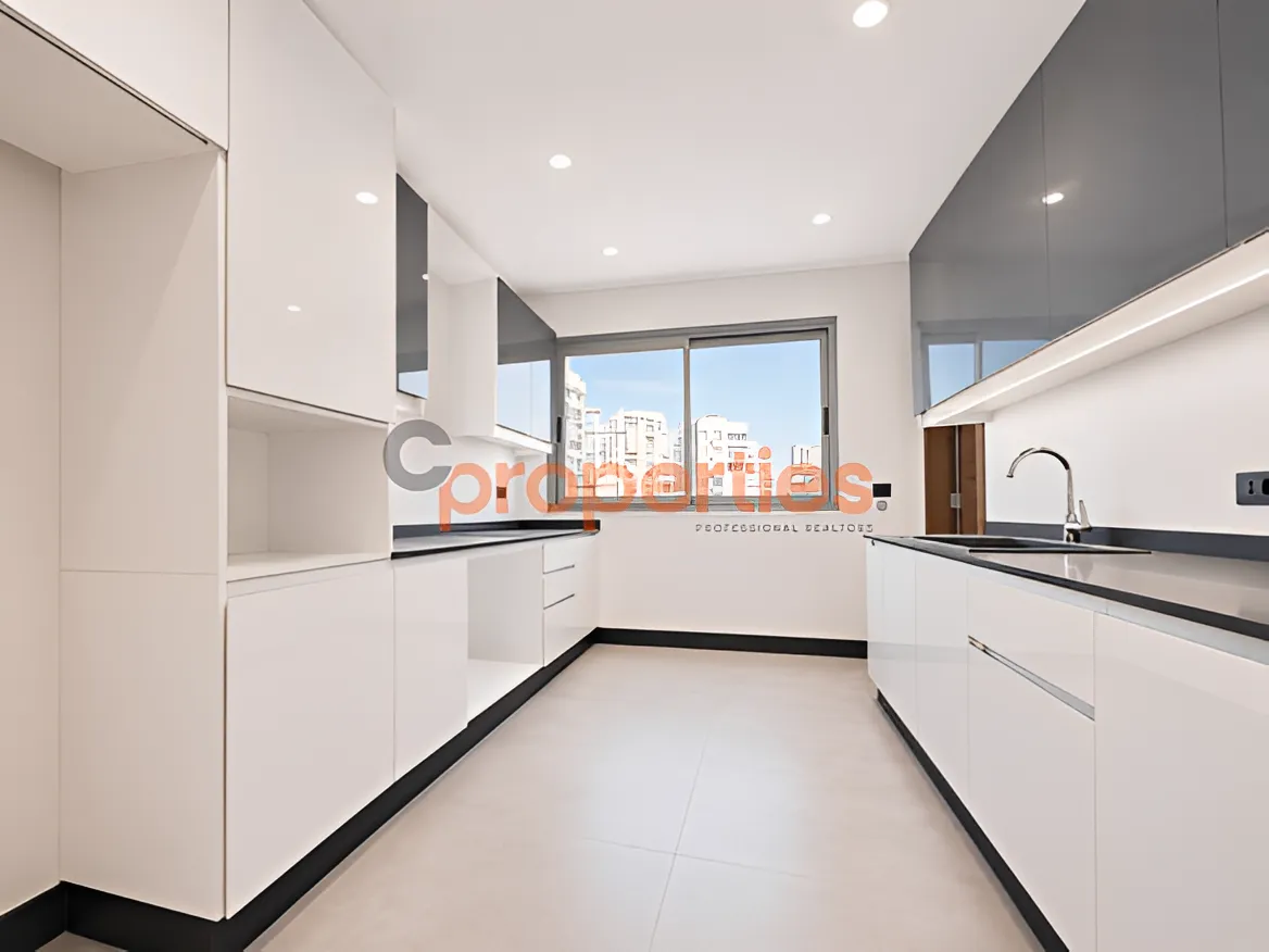 Apartment for Sale in Raoucheh - 3 bed, 4 bath