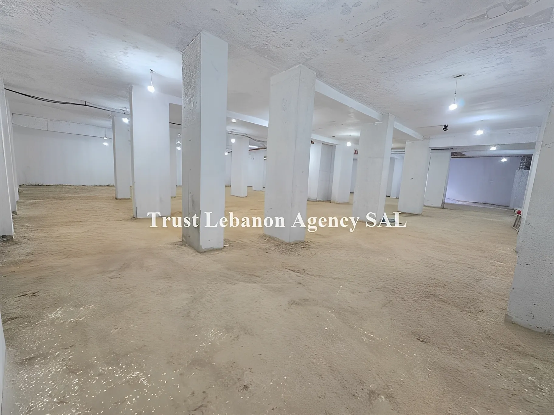 Commercial Property For Sale in Baabda, Hazmieh