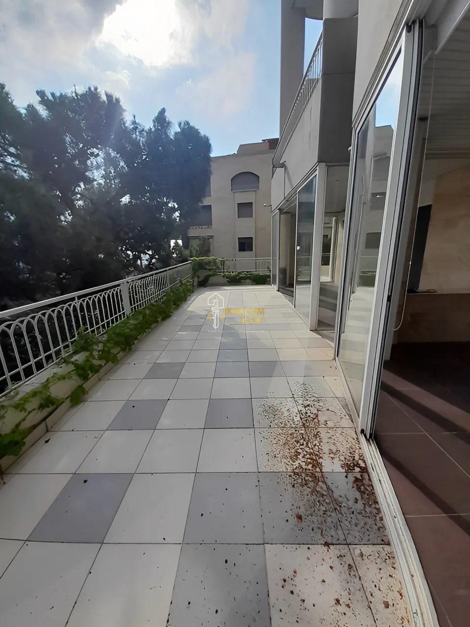 Apartment for Sale in Bsalim - 3 bed, 4 bath