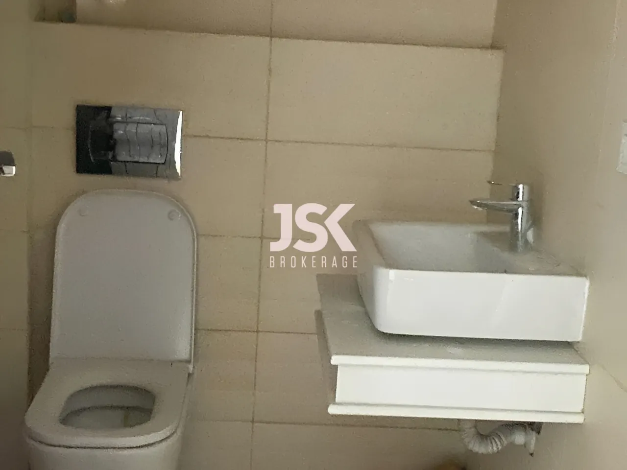 Apartment for Sale in Spears