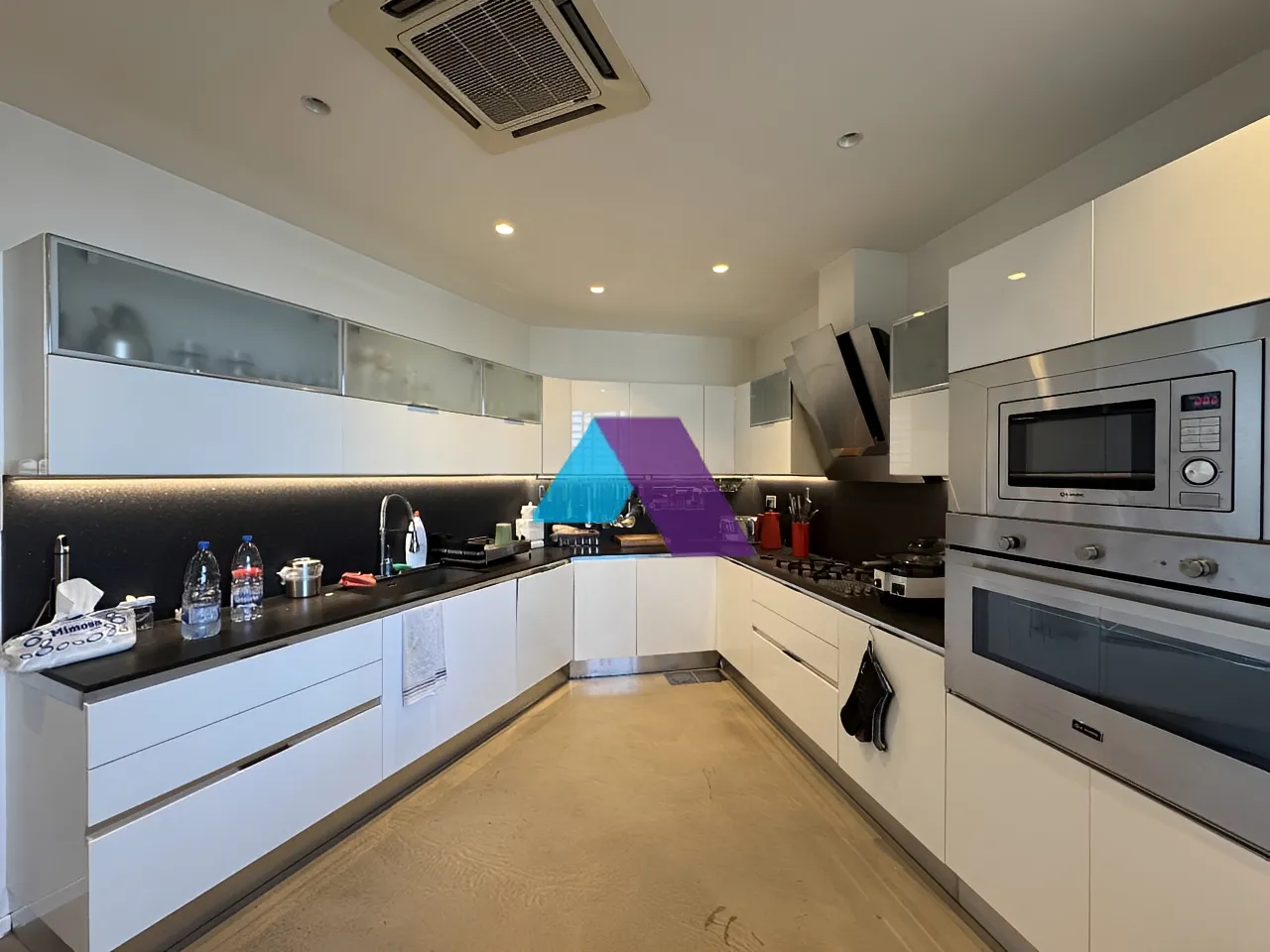 Apartment for Sale in Rihaniyye