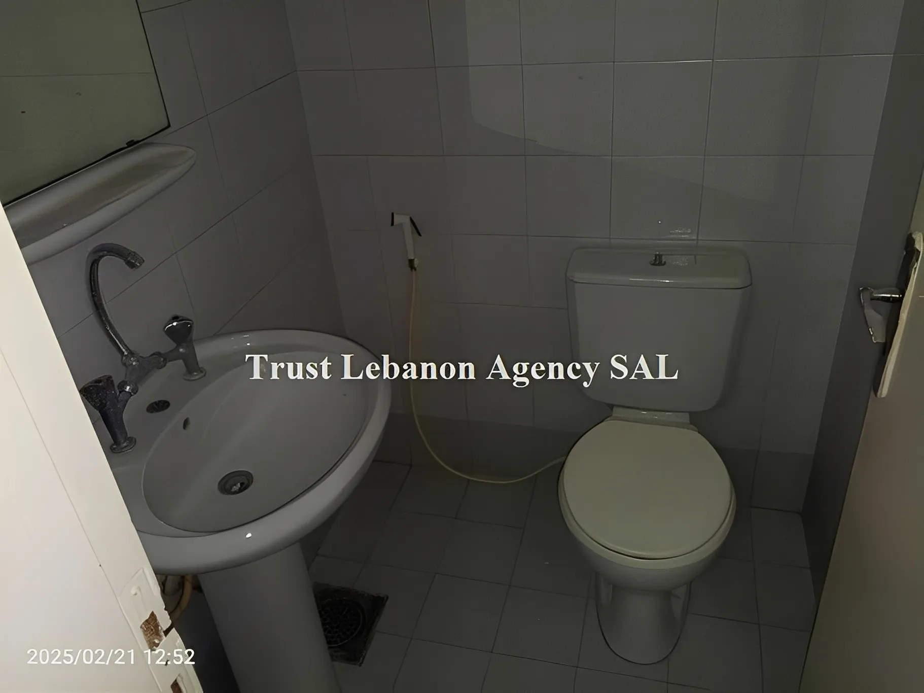 Office for rent in Baabda, Hazmieh