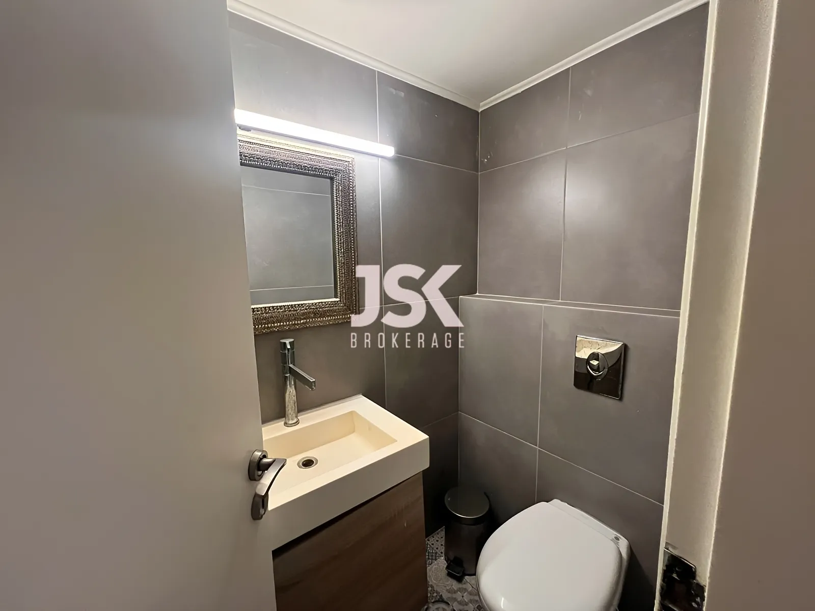 Apartment for Rent in Hazmieh