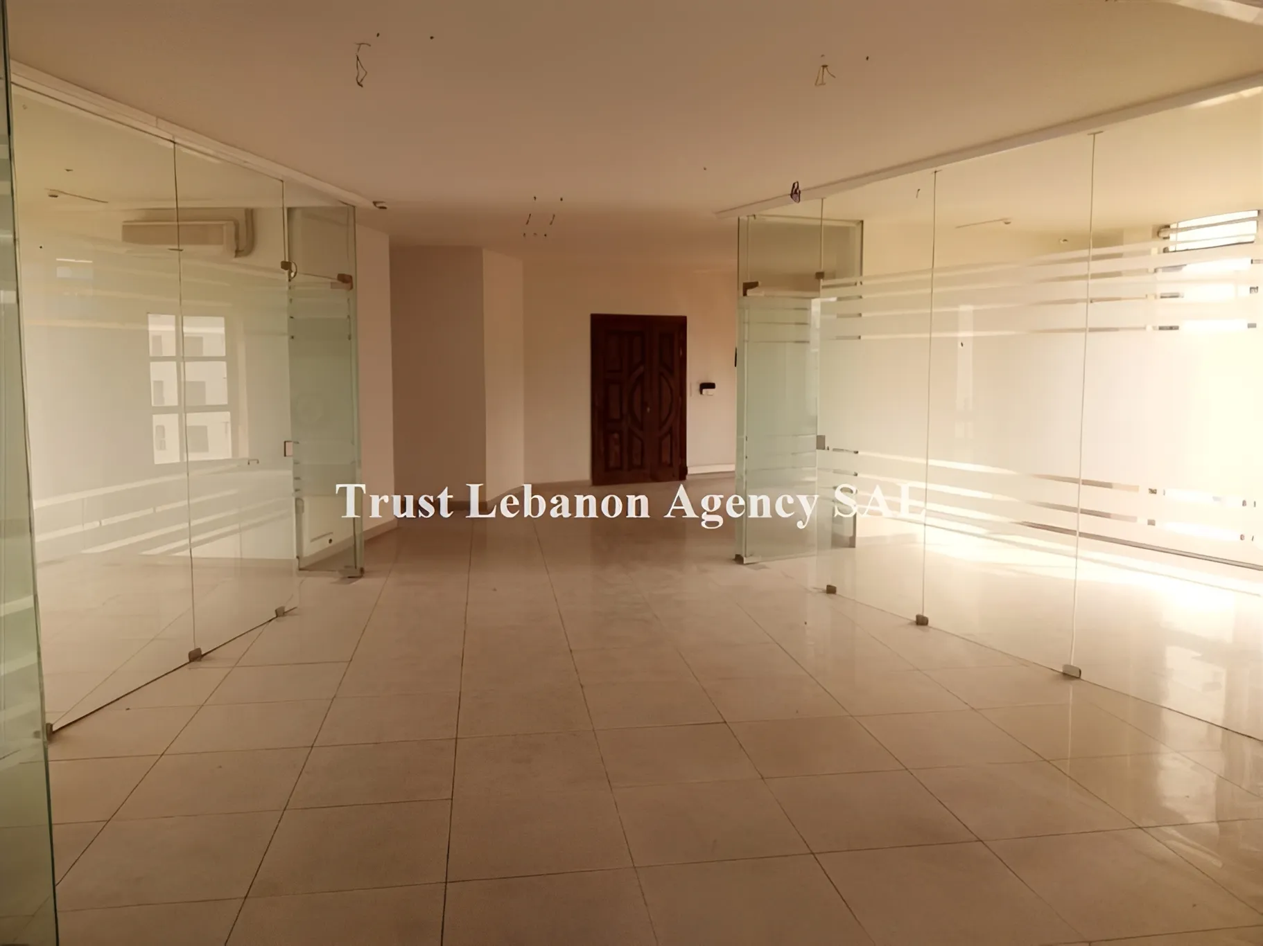 Office for rent in Metn, Dekweneh