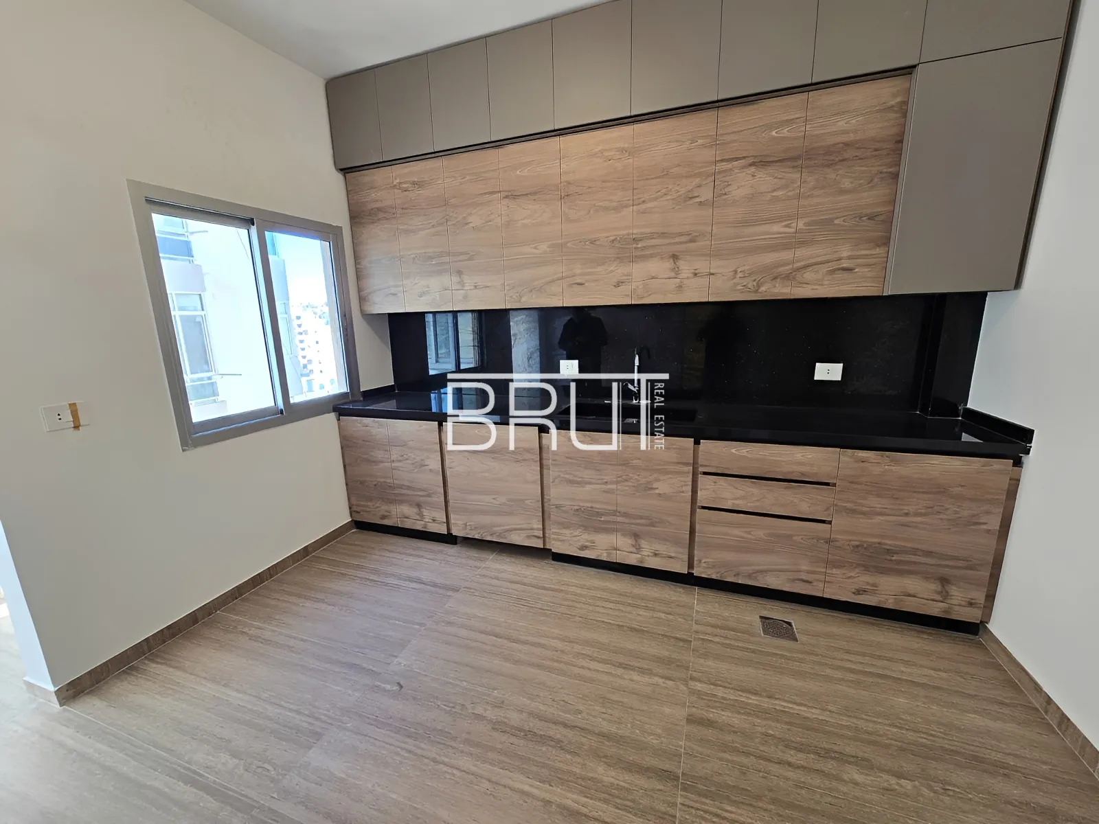 Apartment for Sale in Zouk Mikael
