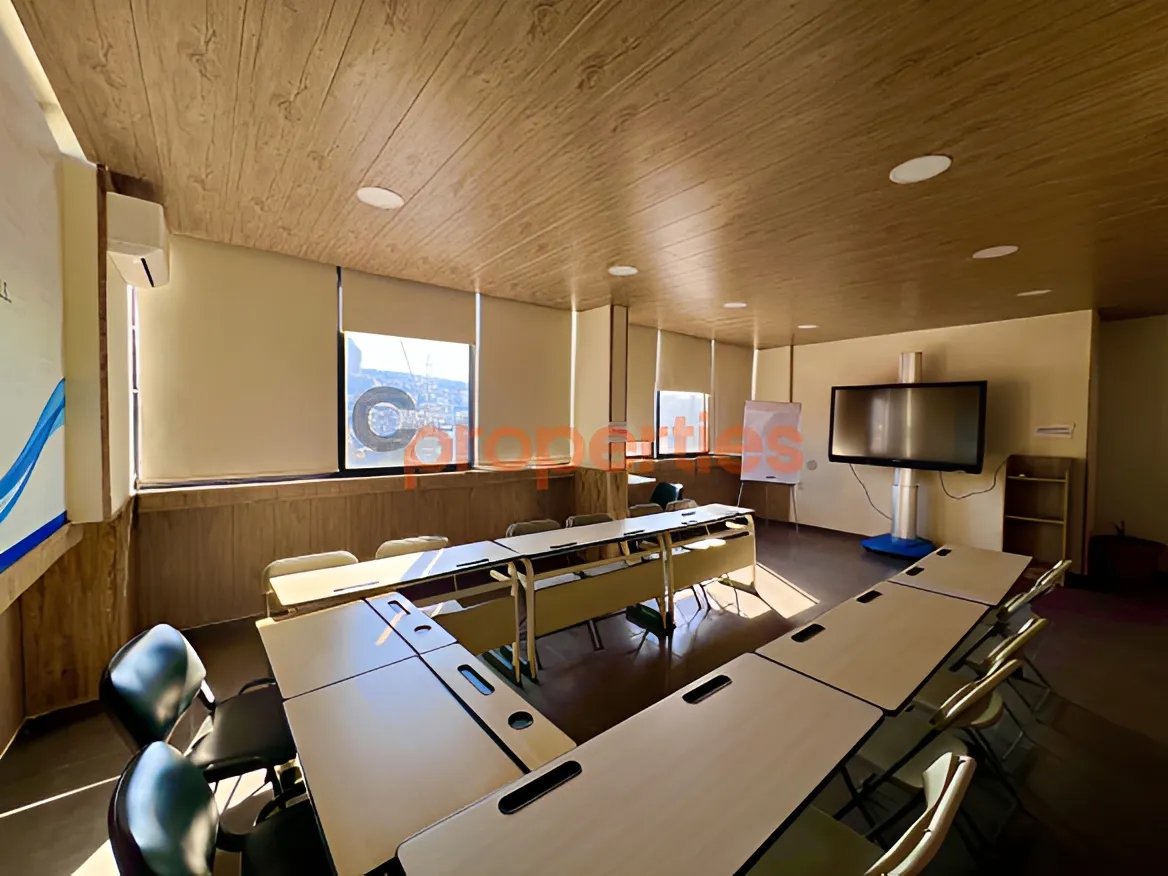 Office for Sale in Dekwaneh