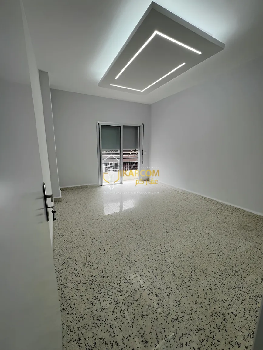 Apartment for sale in Dekwaneh, Lebanon - 6 bed, 4 bath