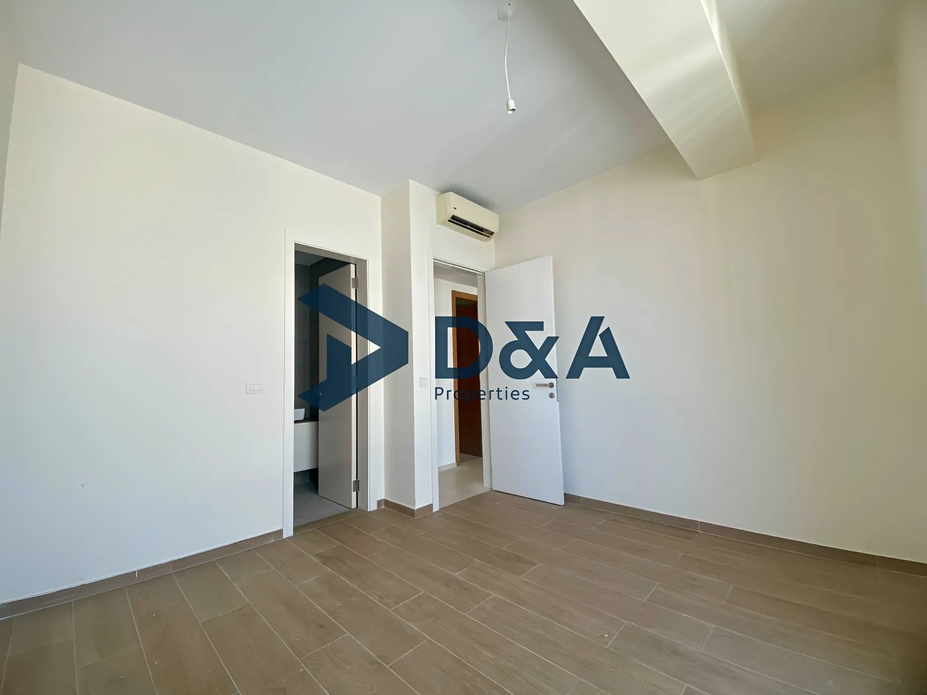 Apartment for rent in Ain Al Mraiseh, Beirut, Lebanon