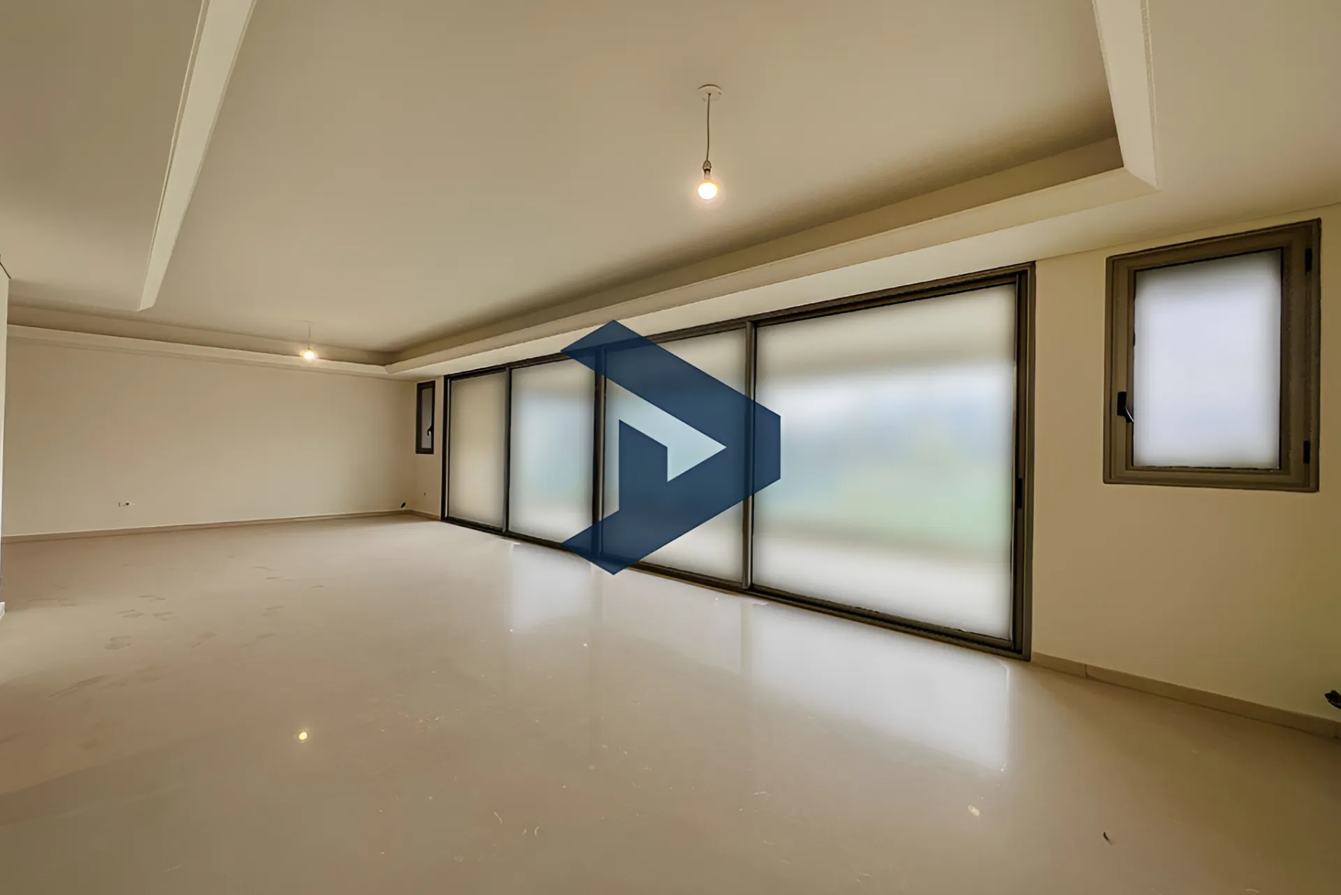 Apartment for rent in Achrafieh, Beirut, Lebanon - 3 bed, 4 bath