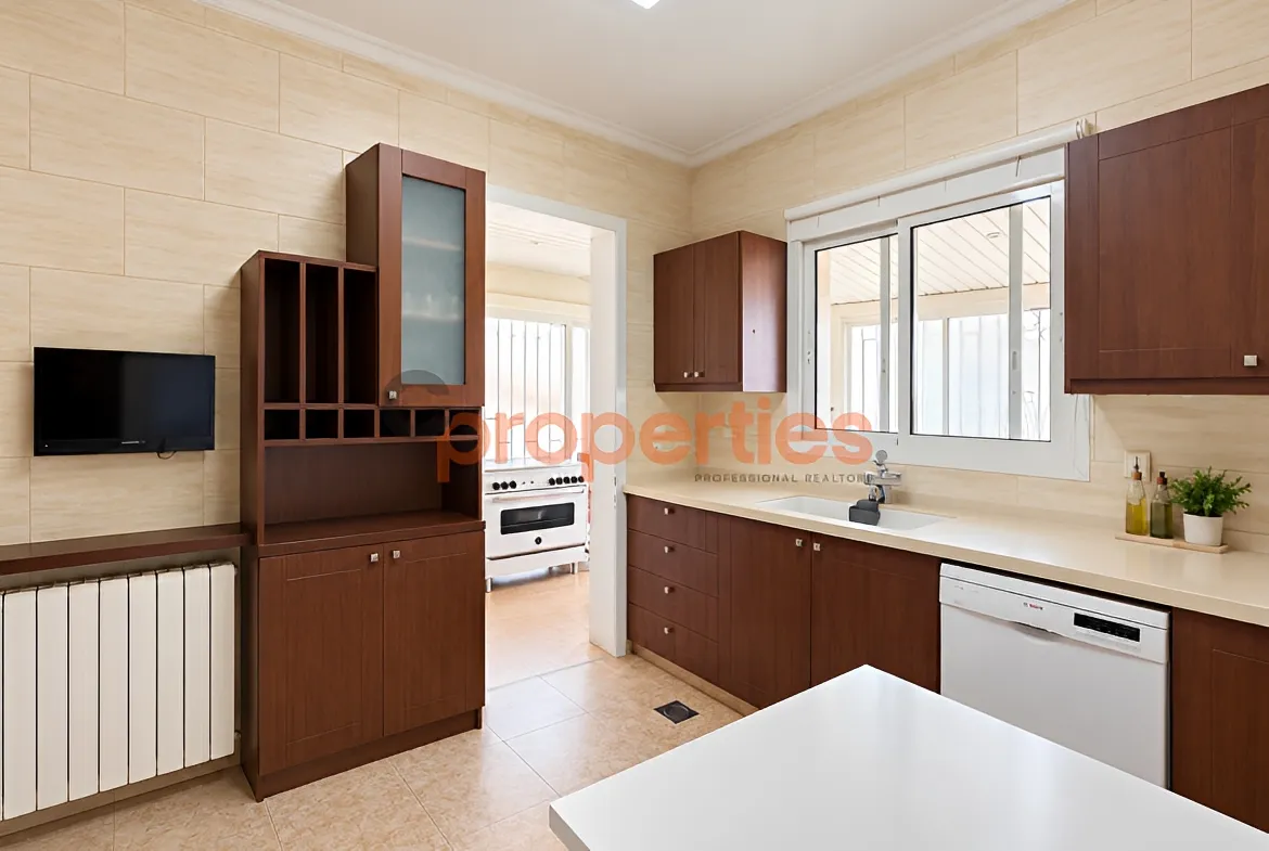 Apartment for Sale in Ballouneh