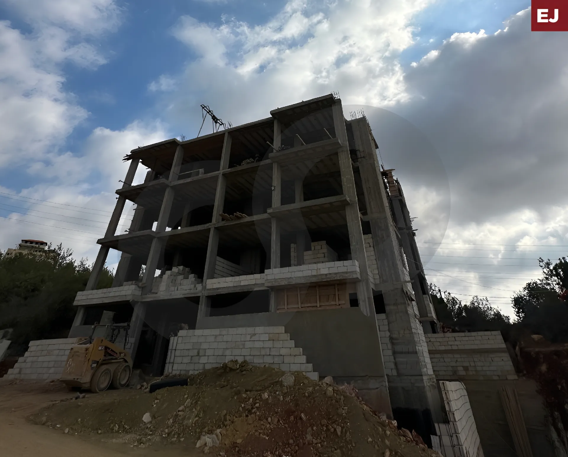 Building for Sale in Aaramoun