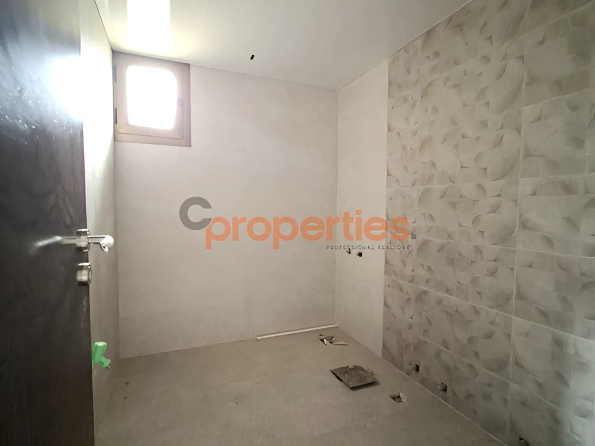 Apartment for Sale in Halat