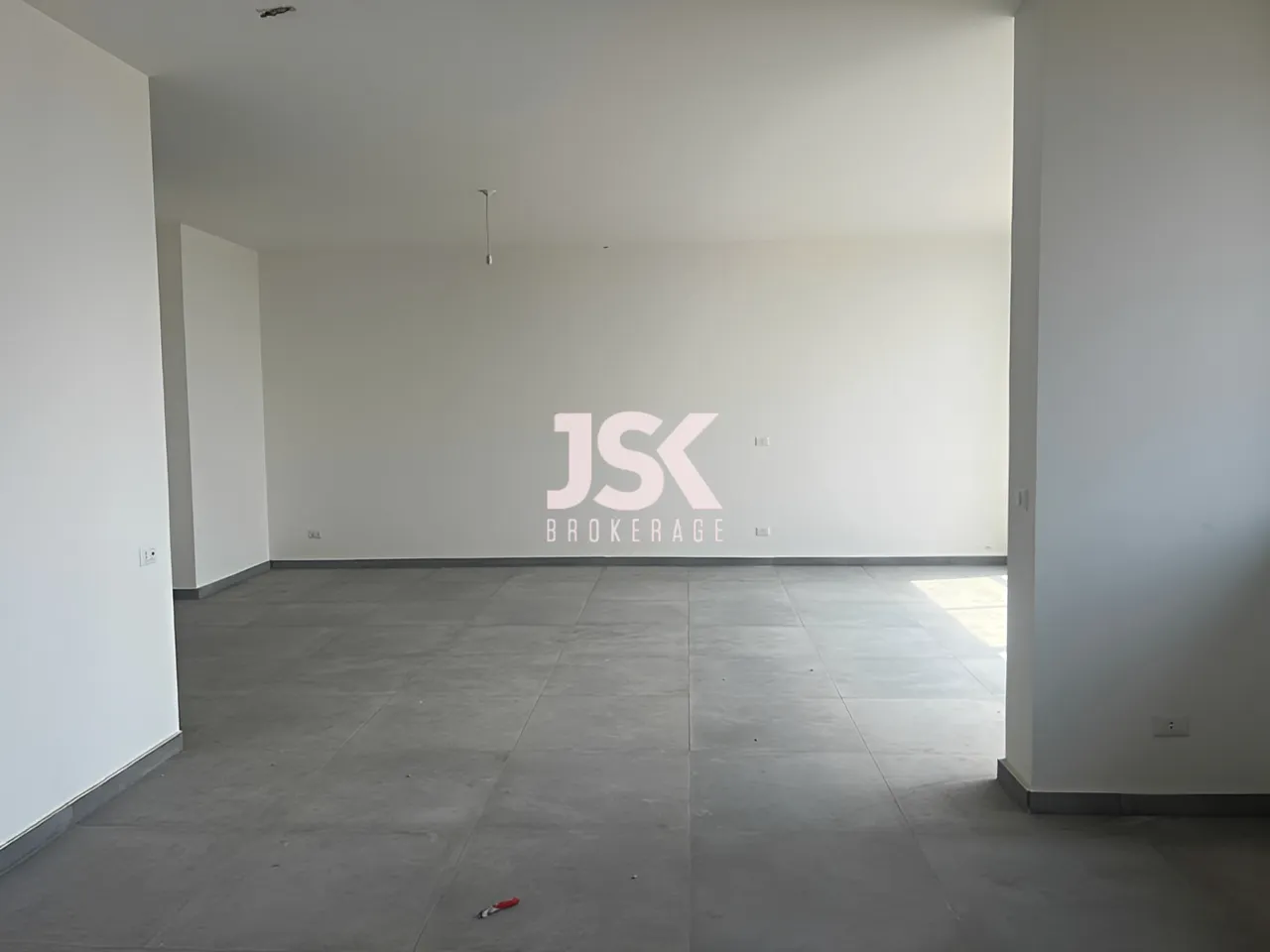 Apartment for Sale in Ain el remmeneh, baabda