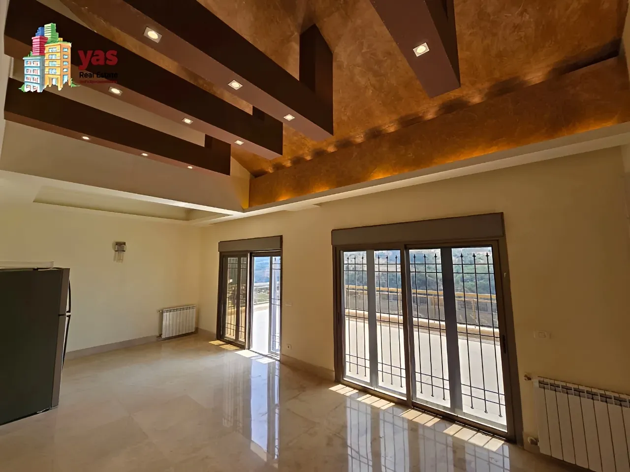 Villa for Sale in Kfardebian