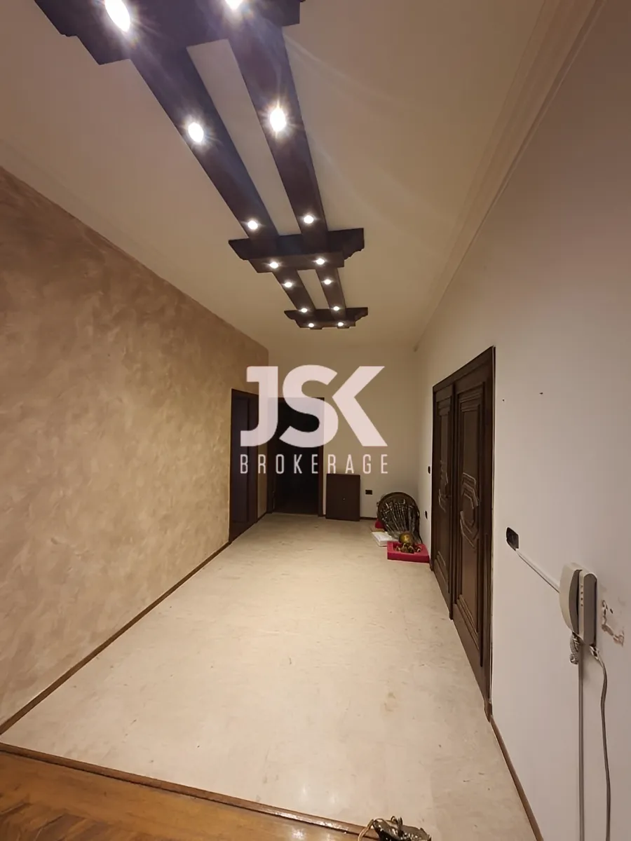 Office for sale in Mansourieh