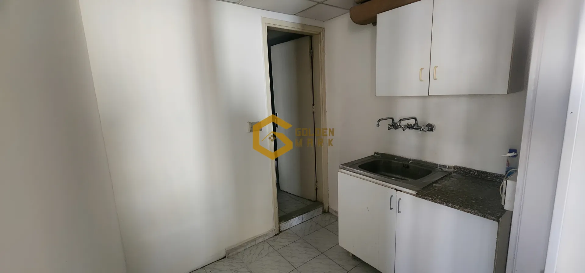 Office for Rent in Baouchriyeh