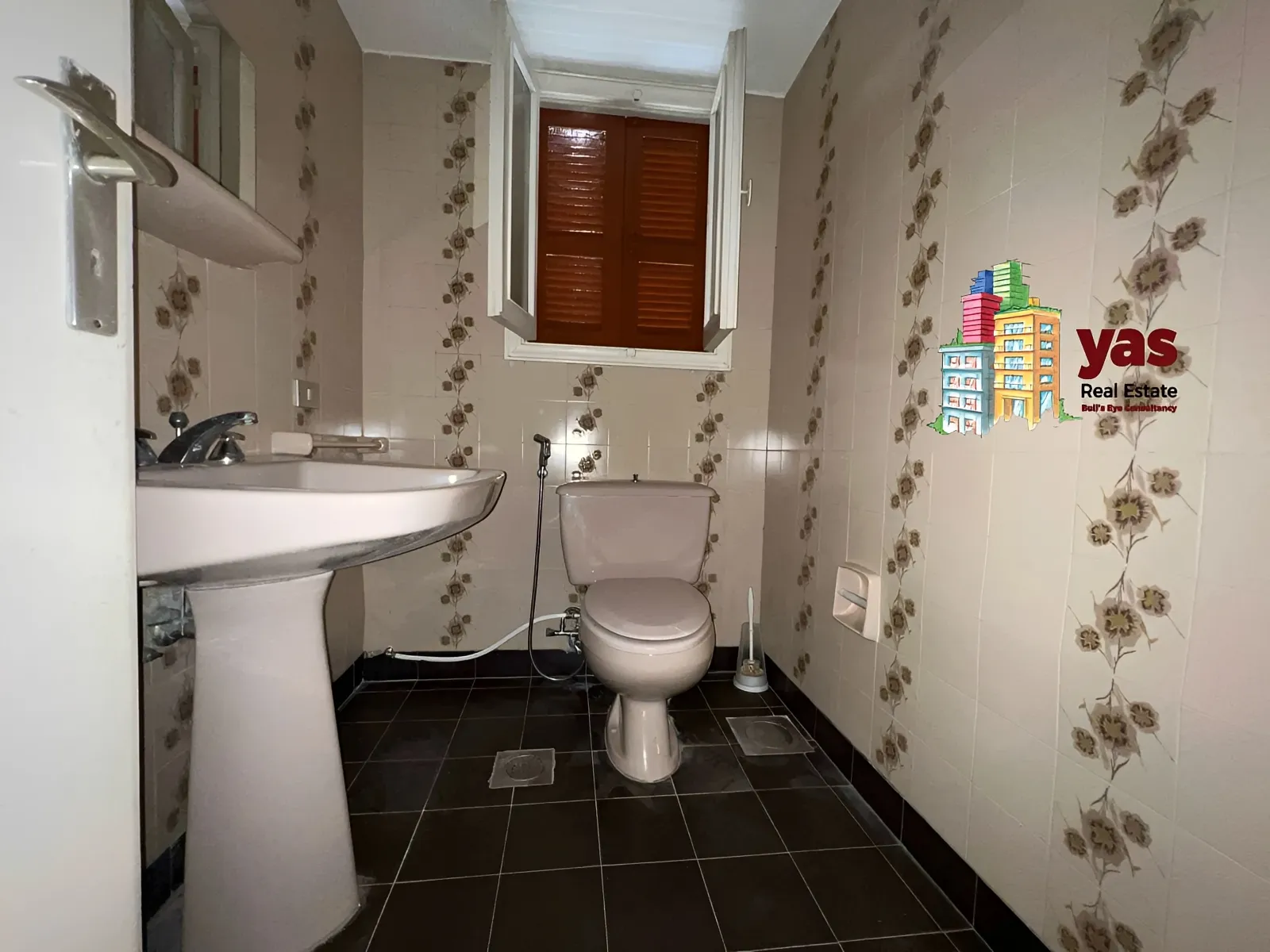Apartment for Rent in Haret Sakhr - 4 bed, 3 bath