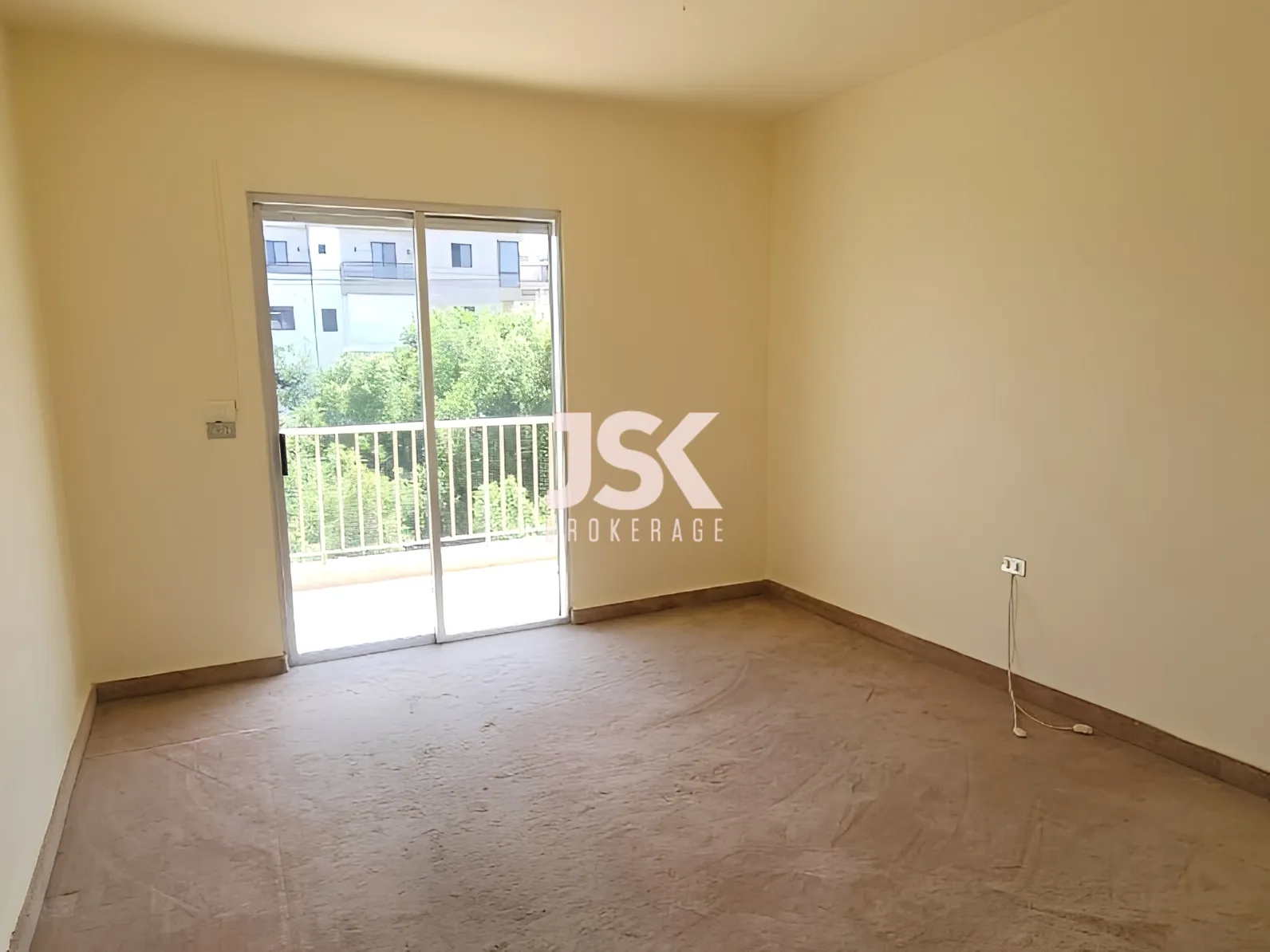 Apartment for Sale in Ajaltoun