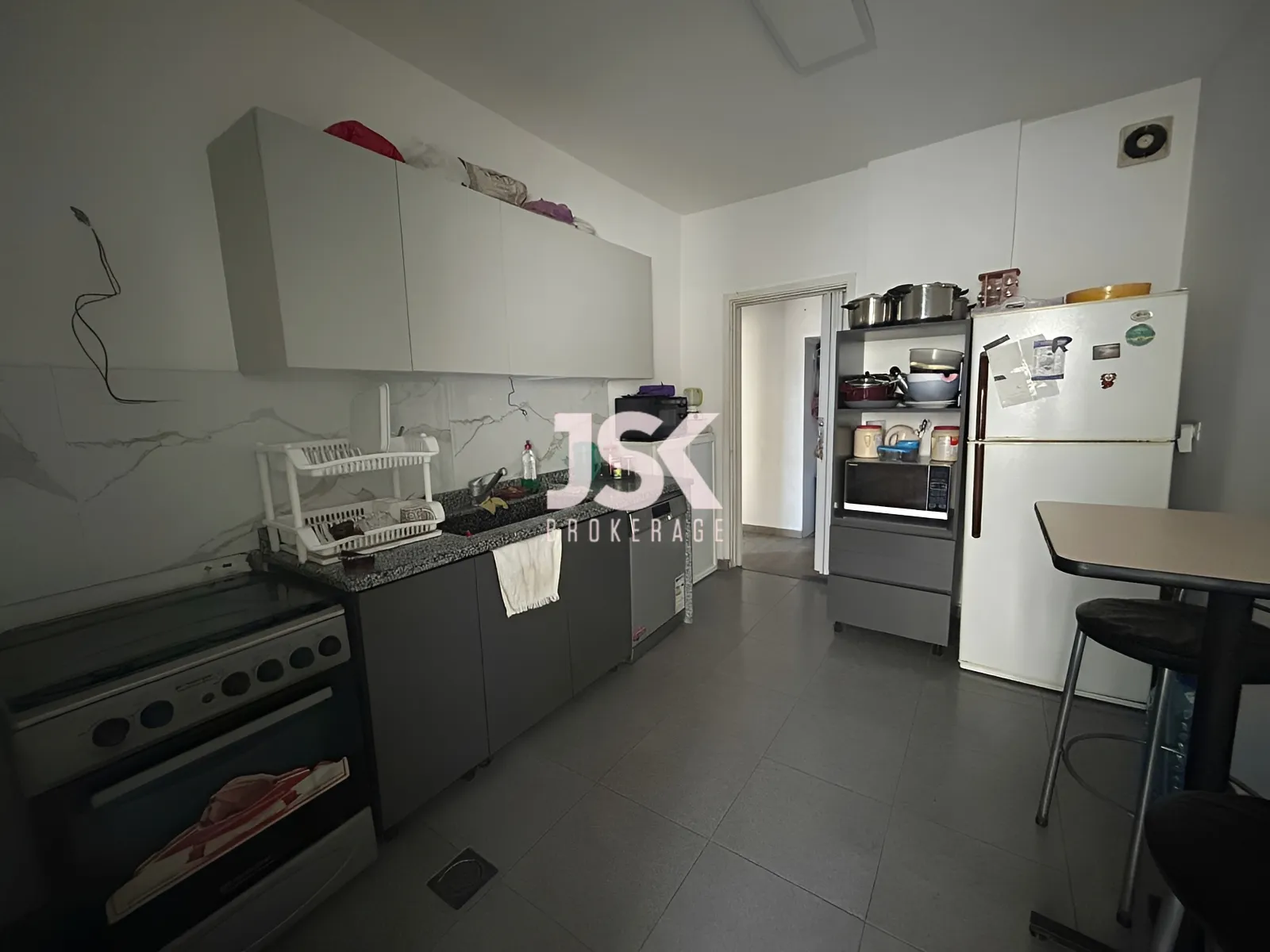 Apartment for Sale in Blat - 3 bed, 2 bath